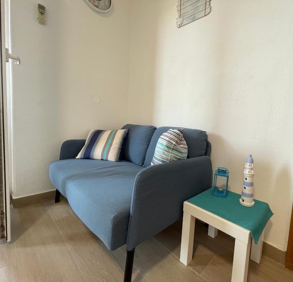 Apartman Emilija Vinišće Exterior foto